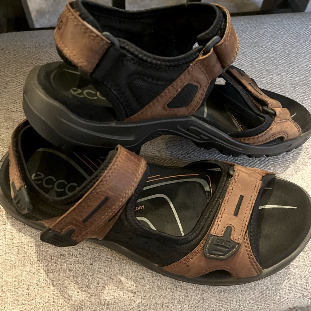 ECCO Men’s Sandals